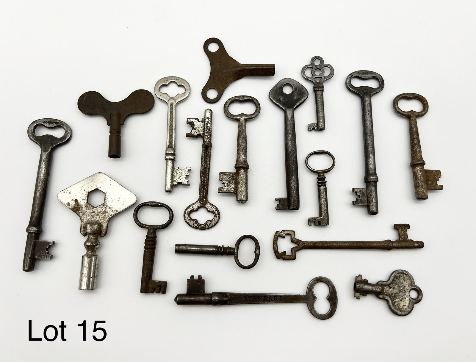 Collection of Vintage Keys (1 of 7)