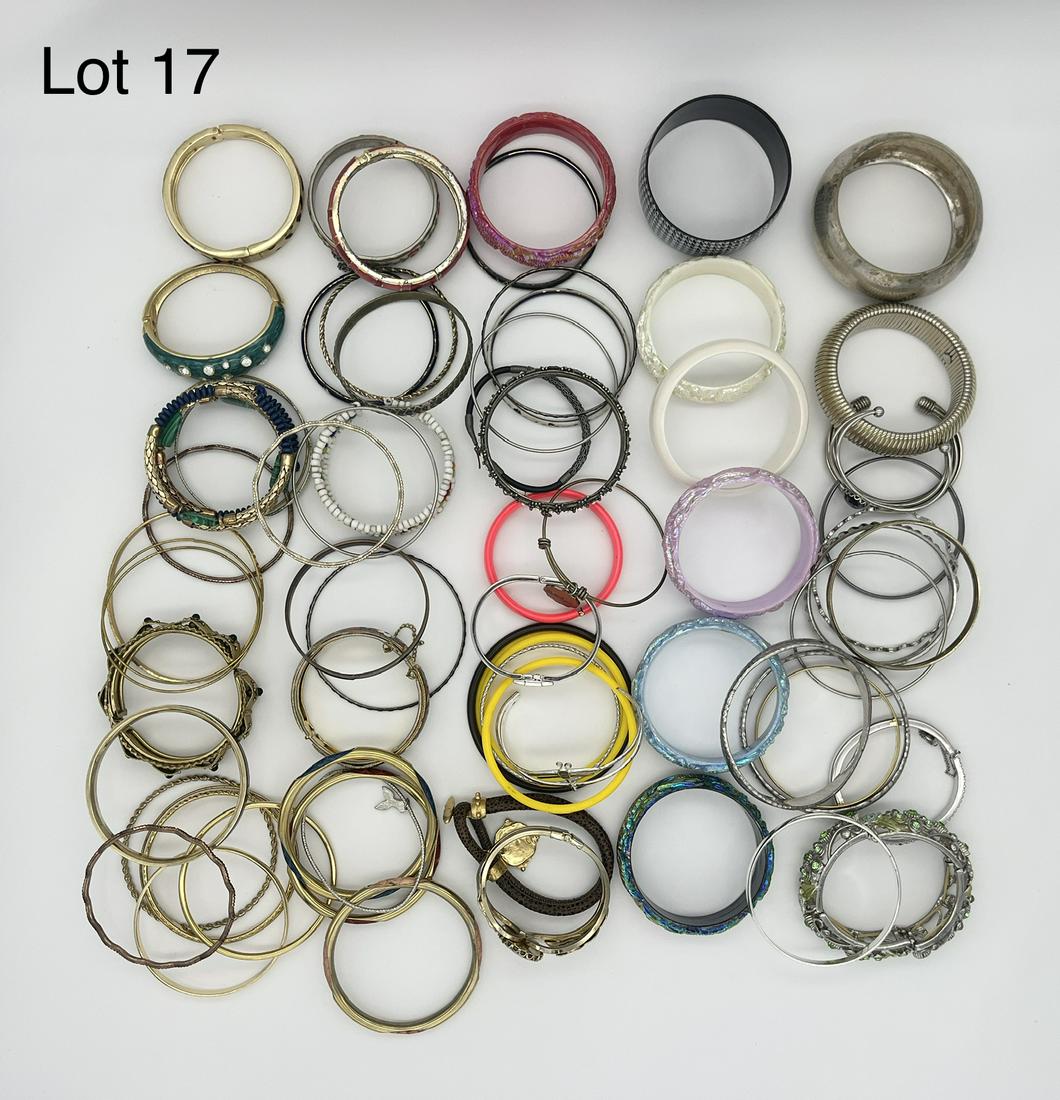 Assortment of Costume Bangle Bracelets (1 of 6)