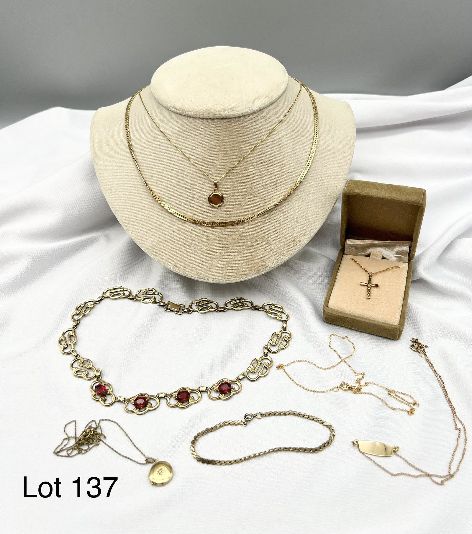 Collection of Gold Filled Jewelry: A variety of gold filled jewelry. Includes seven necklaces and a bracelet.