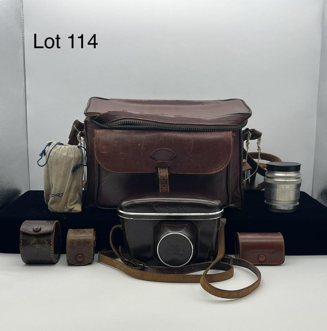 Vintage Zeiss Ikon Contax IIIa Photographer's Set with Leather Case and Accessories (1 of 18)