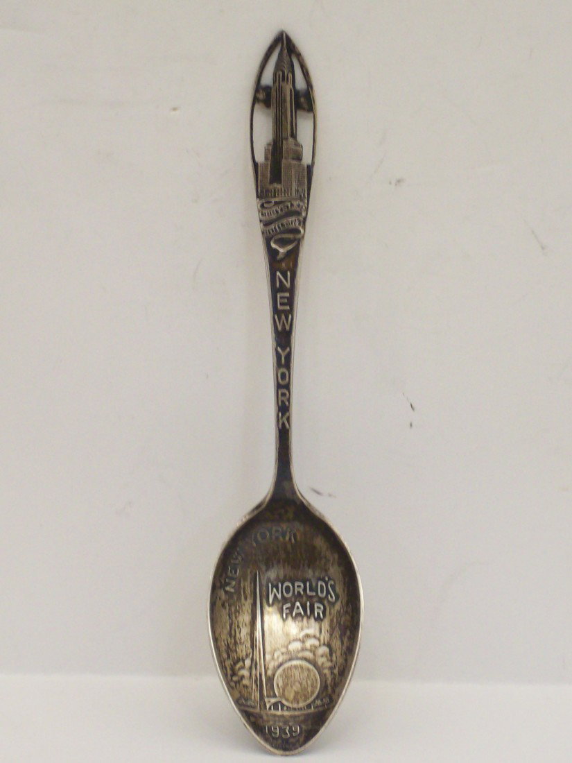 Sterling Silver 1939 World's Fair Spoon: 4 3/8" sterling spoon with Chrysler Building, 1939 New York World's Fair. .32 Troy Ozs.