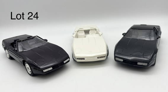 Trio Of Amt Ertl 1990s Model Corvettes