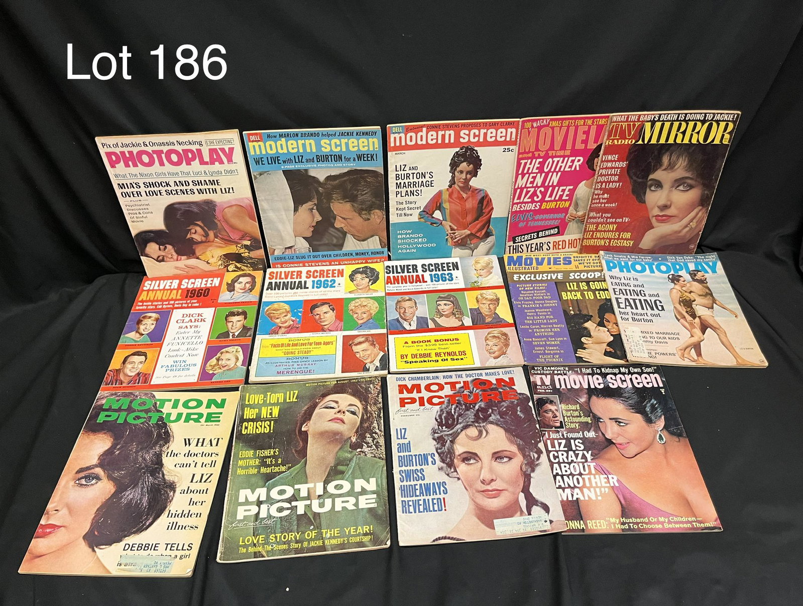 Selection of 1960s Celebrity Magazines Featuring Elizabeth Taylor: A selection of fourteen 1960s celebrity and film magazines featuring Elizabeth Taylor. Lot includes magazines from "Motion Picture", "Silver Screen Annual", "Photoplay", and more.