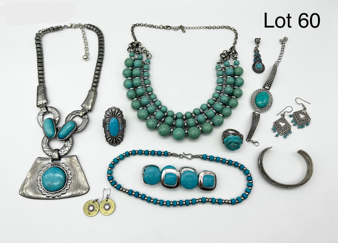 Selection of Turquoise Toned Costume Jewelry (1 of 7)