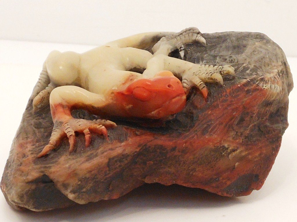 Soapstone Carving of Lizard: China, 2" tall X 4 1/2" wide X 4" deep, soapstone with a carved lizard, great detail, great condition