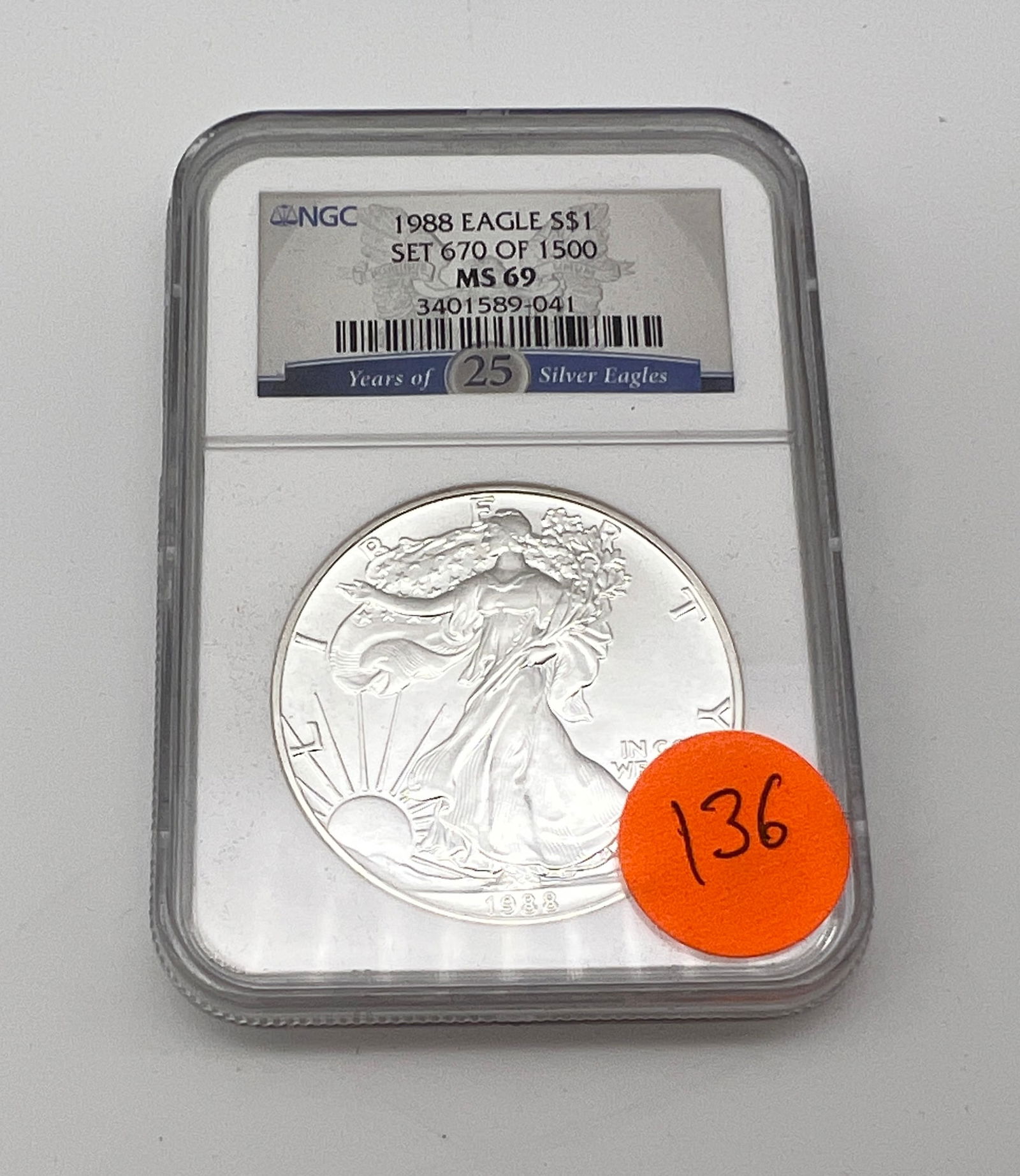 1988 American Silver Eagle (1 of 2)