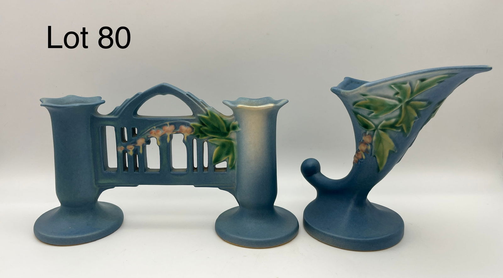 Duo of Vintage Roseville Bleeding Heart Pottery (1 of 12)