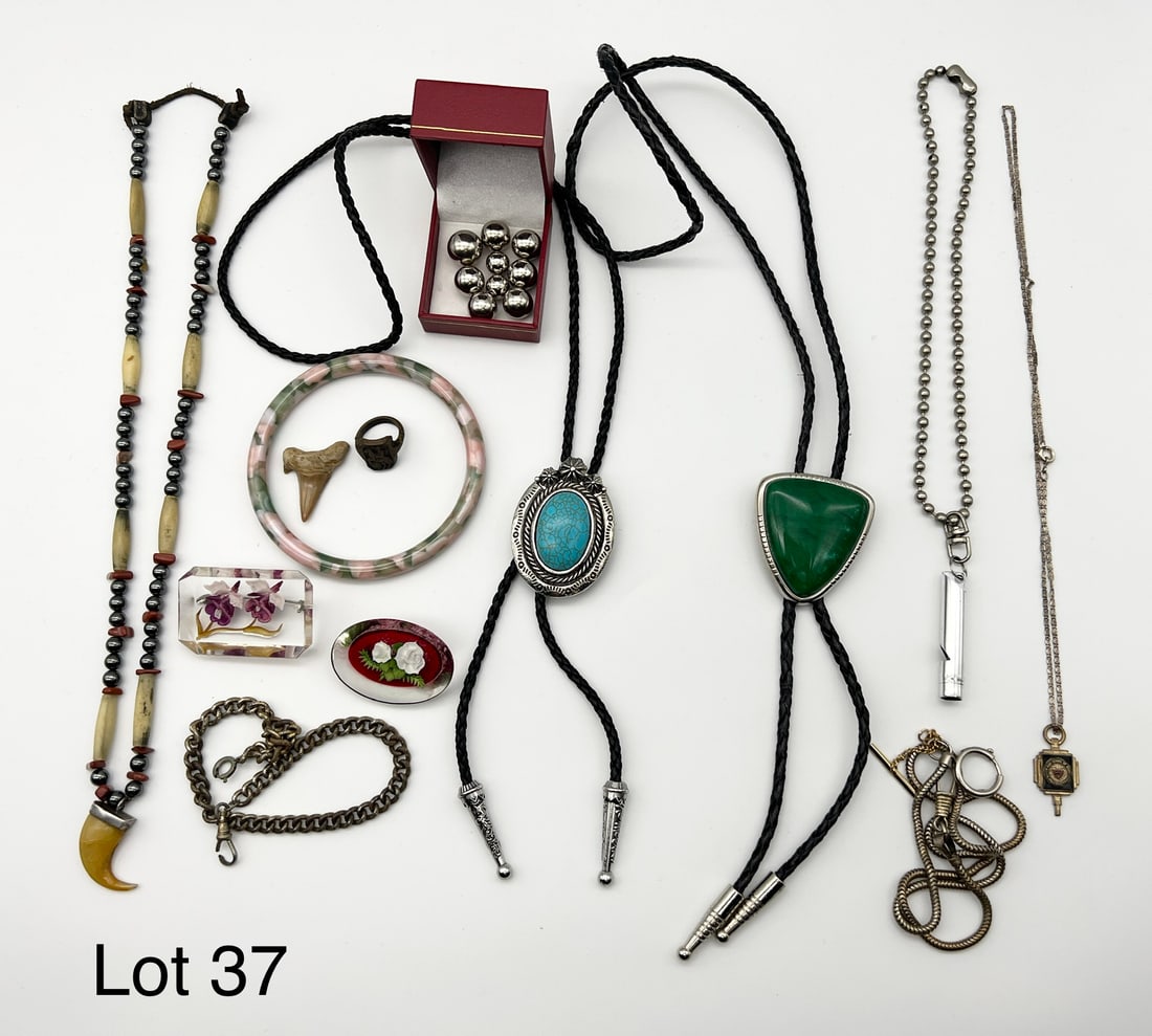 Group of Unique Costume Jewelry Items (1 of 8)