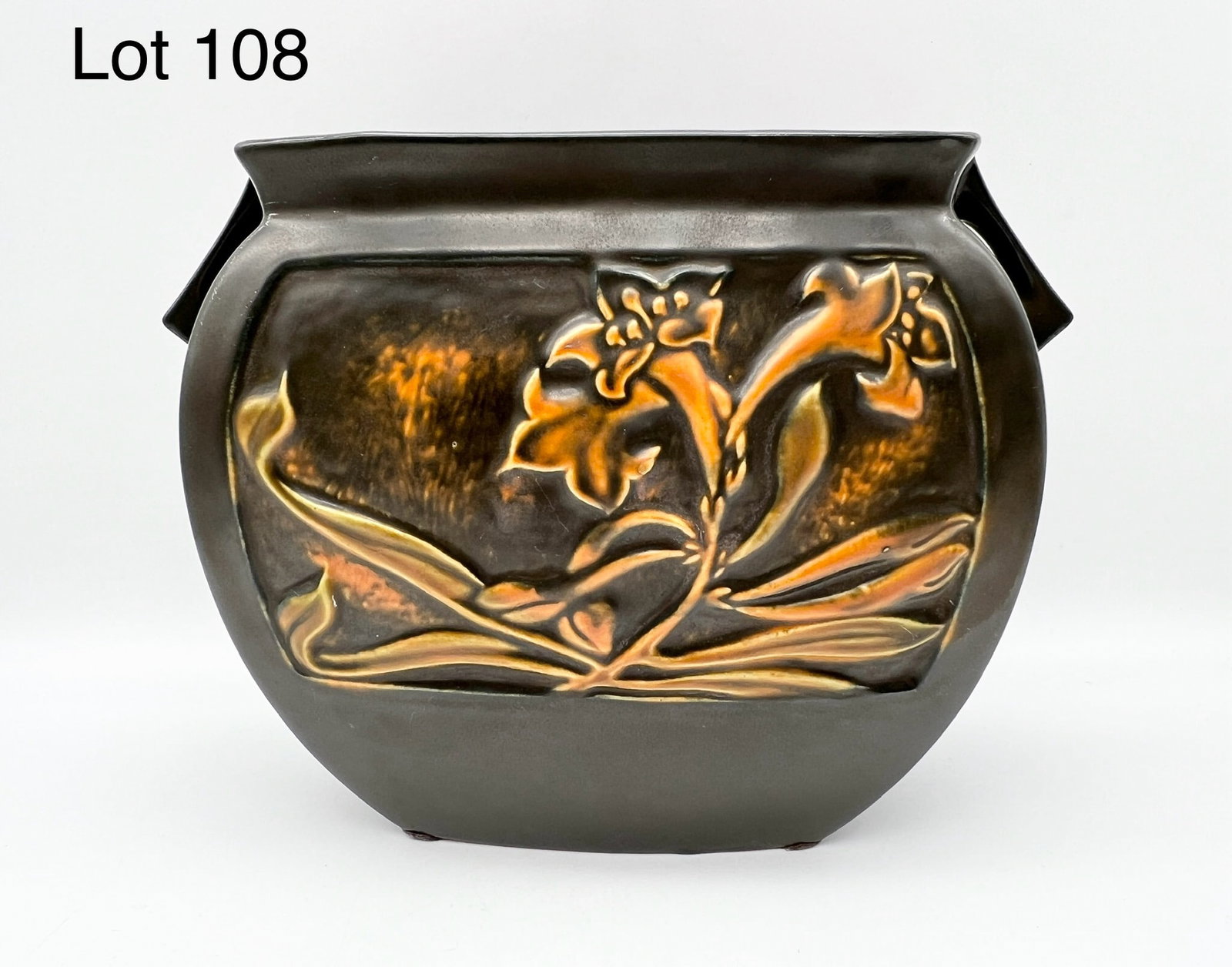 1926 Roseville Rosecraft Panel Two Handled Vase (1 of 6)