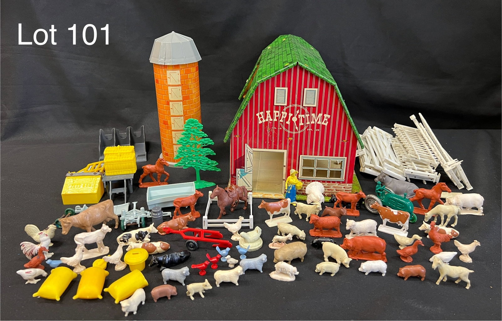 Mid Century Marx Happy Time Barn Play Set (1 of 16)