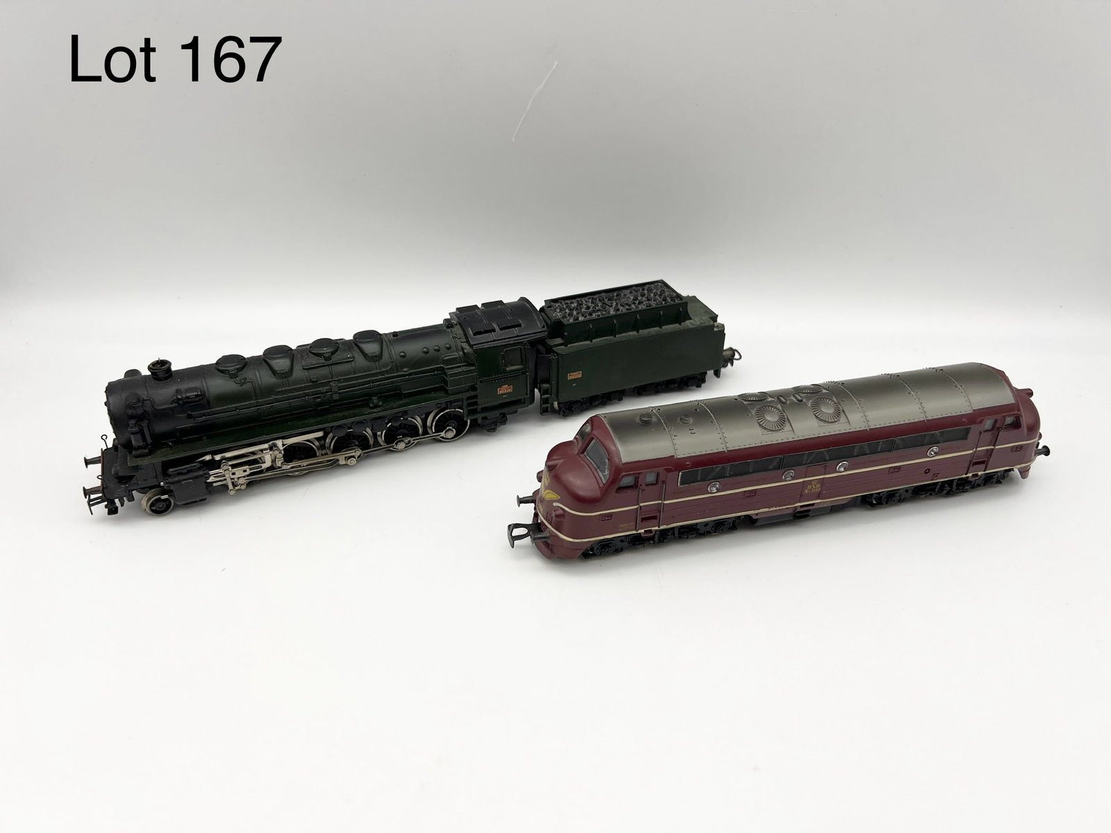 Duo of Marklin HO Locomotives (1 of 7)