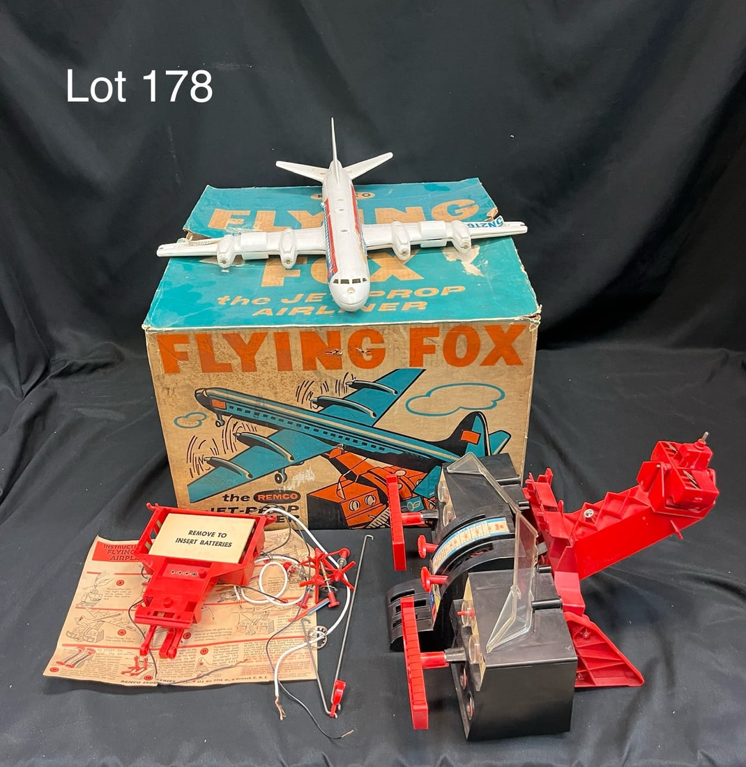 Vintage Remco 'Flying Fox' Jet Prop Airliner (1 of 16)