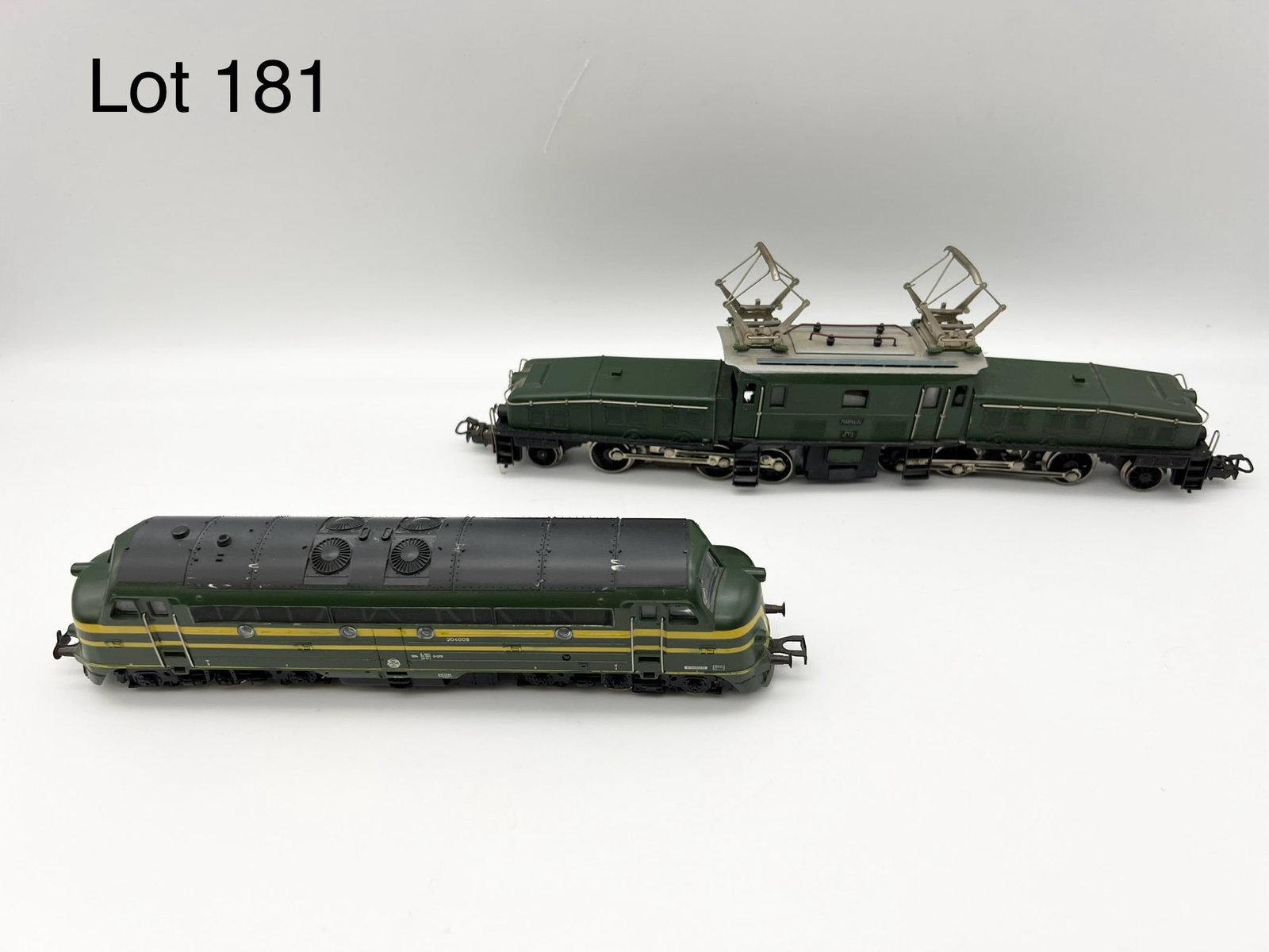 Duo of Marklin HO Locomotives (1 of 7)