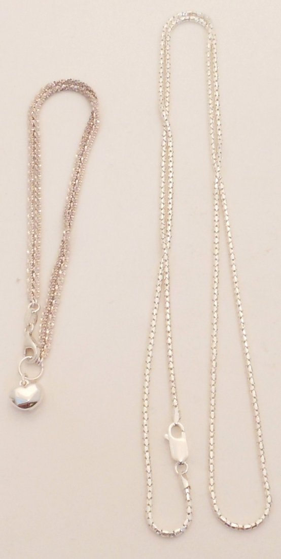 Lot of 2 Pieces of Sterling Silver Jewelry: 15 1/2” Sterling Silver Necklace. 4 1/4” Sterling silver bracelet/anklet. Both are marked Italy 925. Great Condition. Total Weight is 0.4 Troy Ozs.