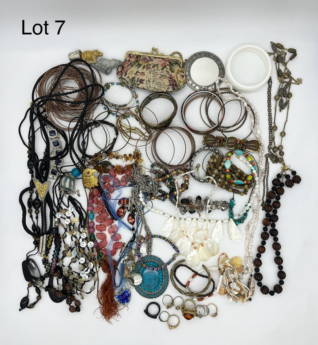 Mix of Costume Jewelry and Accessories (1 of 10)