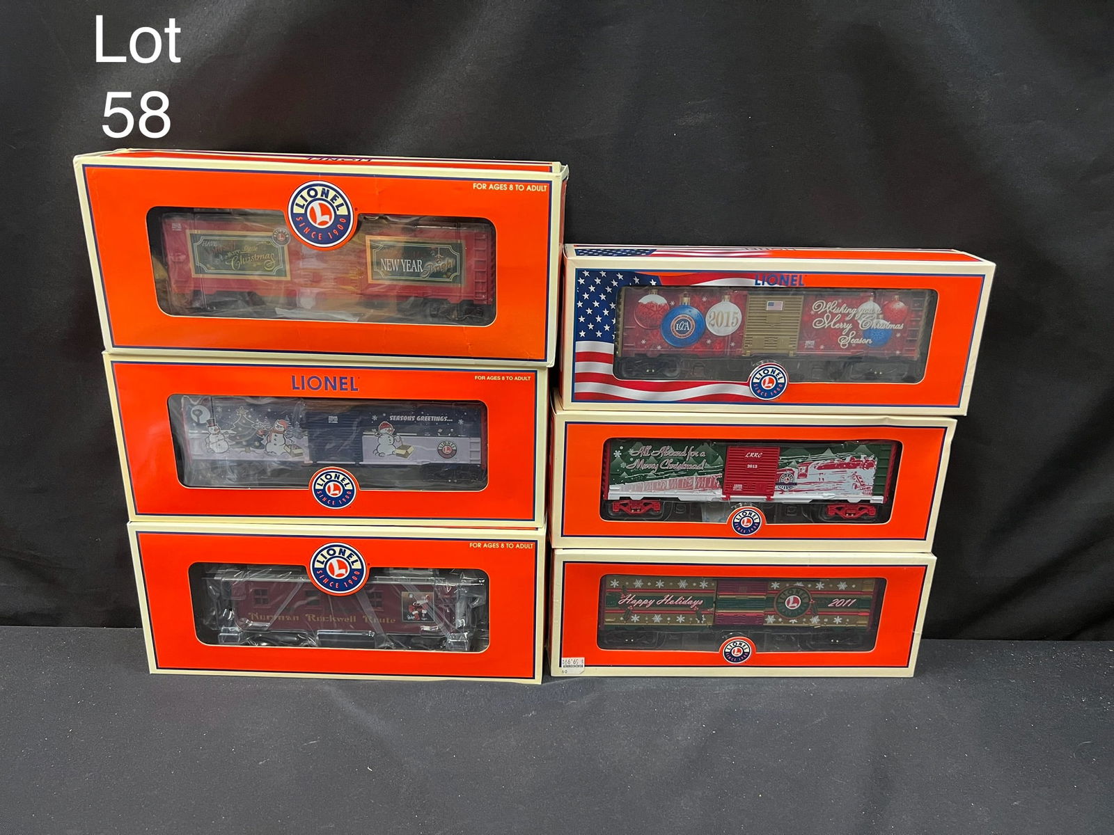 Lionel Trains O-Gauge Christmas Lot (1 of 8)