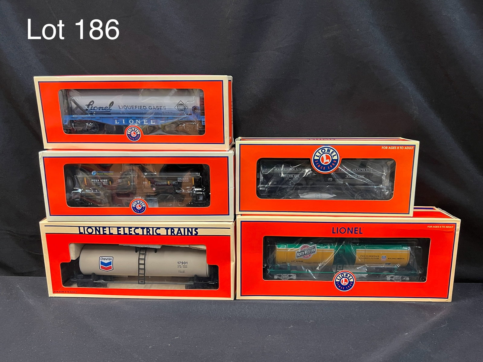 Collection of Lionel Trains O-Gauge Tank Cars (1 of 7)