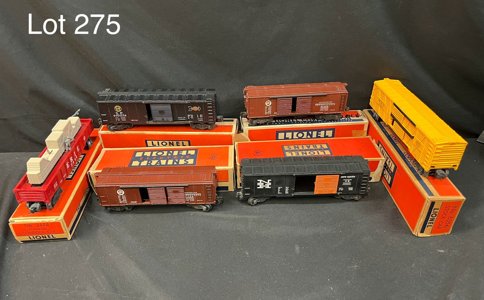 Post War Lionel O-Gauge Train Car Collection (1 of 8)