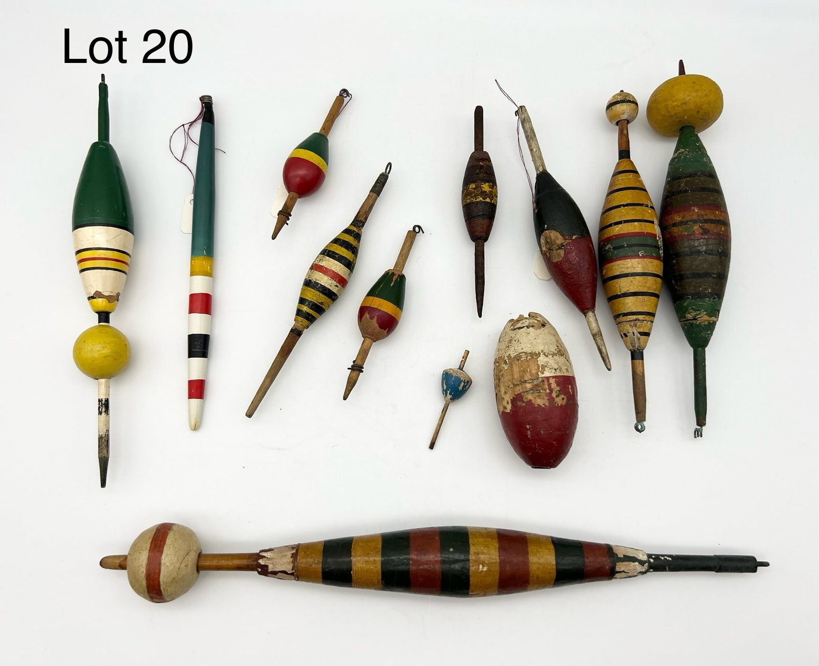 Variety of Vintage Wood Fishing Bobbers (1 of 5)