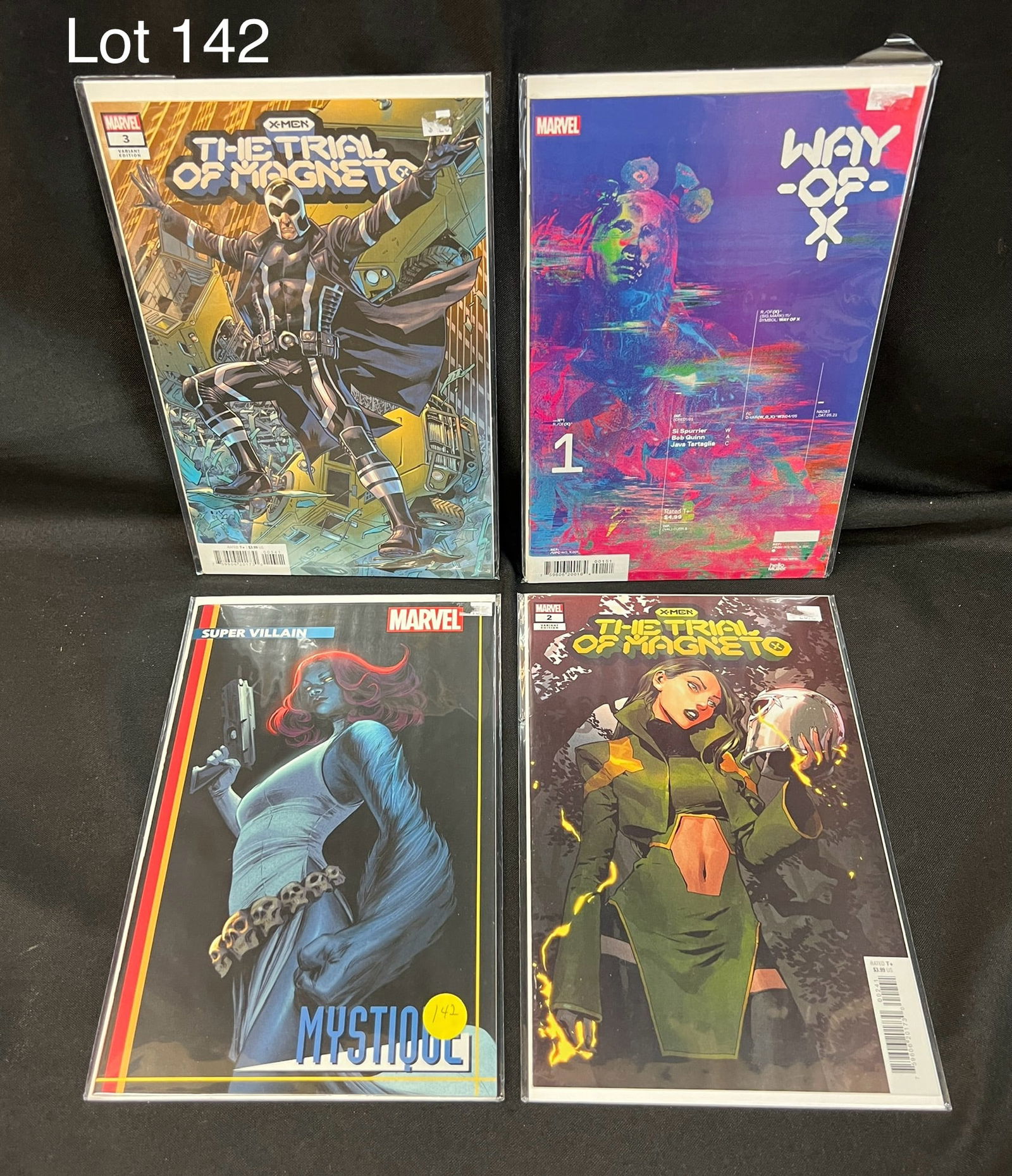 Lot of 4 Marvel Comics (1 of 5)