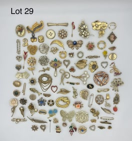 Costume Brooches Lot in Gold Tones