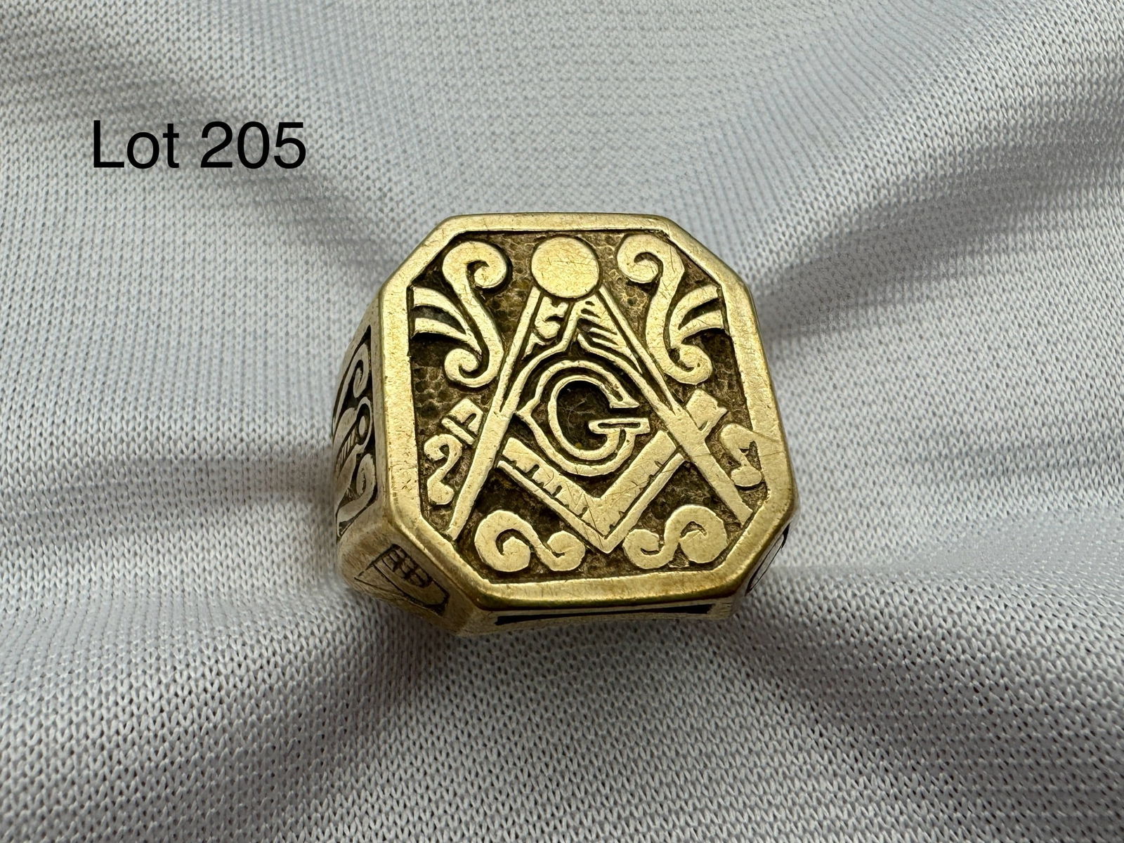 14K Yellow Gold Masonic Signet Ring (1 of 6)