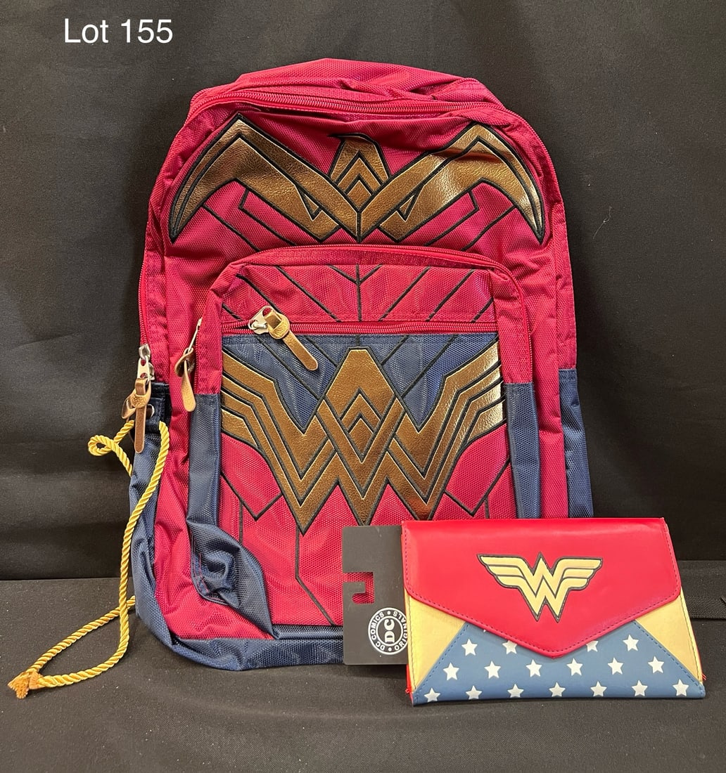 Wonder Woman Backpack and Wallet Lot (1 of 5)