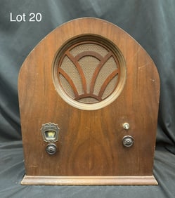 National Pfanstiehl Cathedral Radio