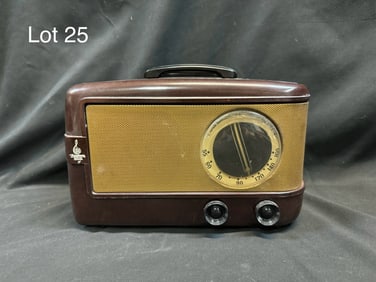 Emerson Model 543 Tube Table Radio