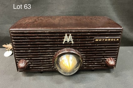 1956 Motorola 56H Tube Radio