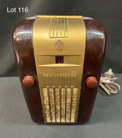 1945 Westinghouse H127 "Little Jewel" "Refrigerator" Tube Radio