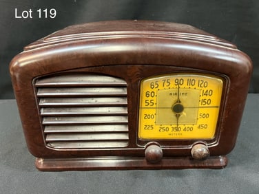 1941 Airline 518 Tube Radio