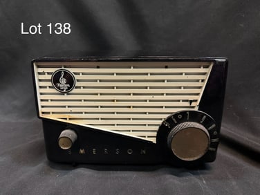 1957 Emerson 870-B Tube Table Radio