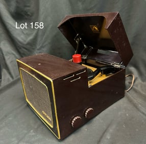 RCA Victor 45-HY-4 Tube Radio & Phonograph