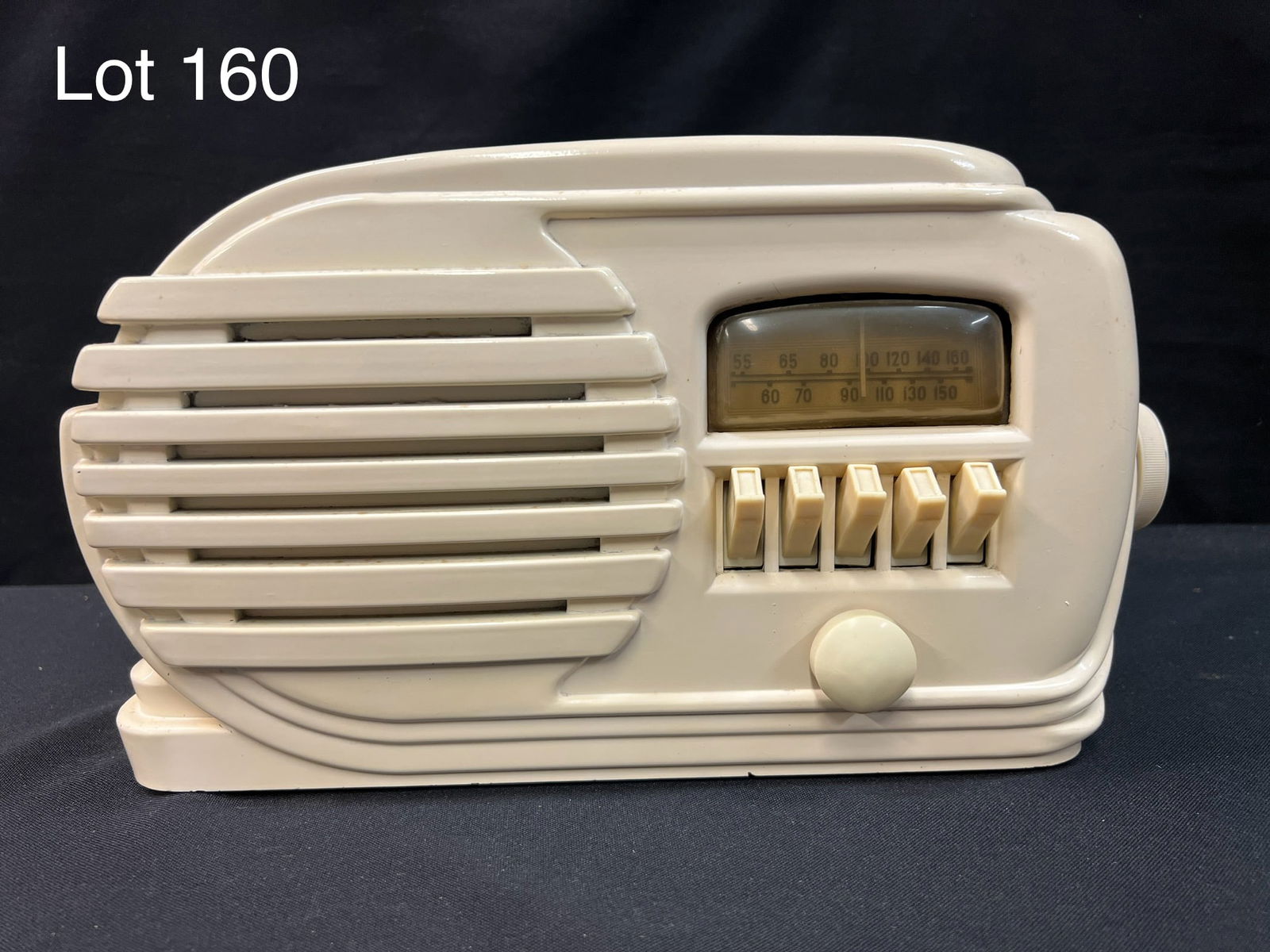 1946 Belmont 5D128 Tube Radio (1 of 7)