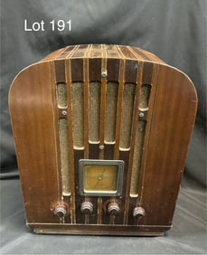1938 General Electric G-51 Tube Tombstone Radio