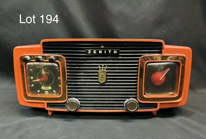 1955 Zenith T-524V Tube Clock Radio
