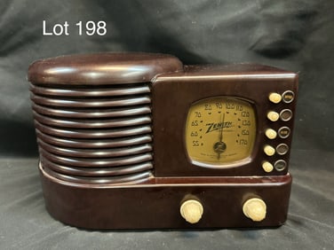 1938 Zenith 5-R-312 'Beehive' Tube Table Radio