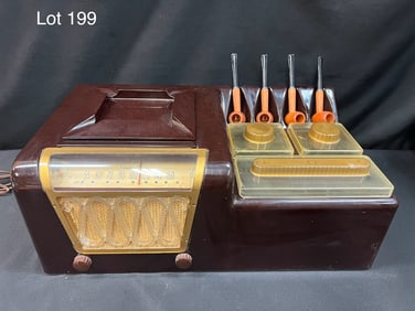 1947 Porto Products SR-600 "Smokerette" Tube Radio
