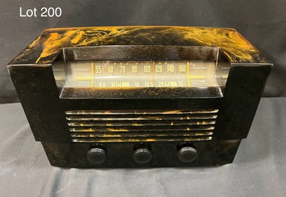 1946 RCA 66X9 Tube Radio