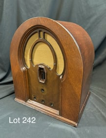Case for Philco 16B Cathedral Radio