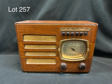 1939 Philco 39-7 Tube Table Radio
