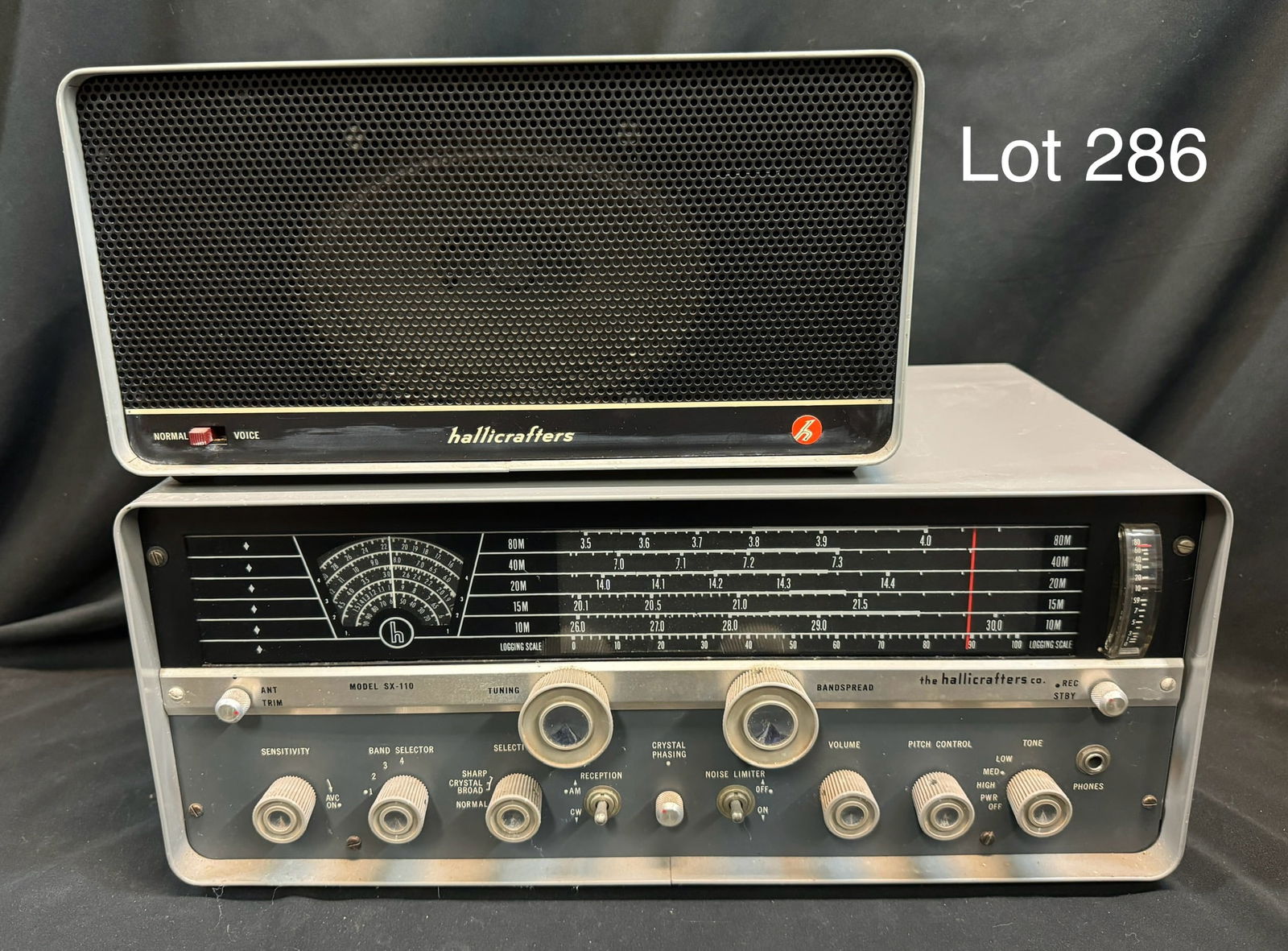 Vintage Hallicrafters SX-110 Shortwave Receiver w/ Speaker (1 of 11)