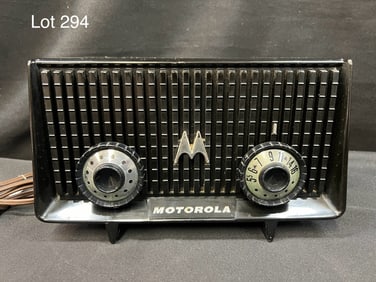 1953 Motorola 56R Tube Radio