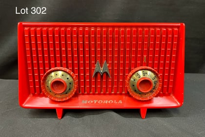 1953 Motorola 56R Red Tube Radio