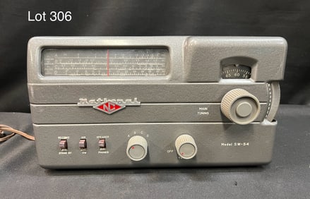 1950s National SW-54 Tube Radio