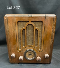 1934 Crosley 515 Tube Tombstone Radio