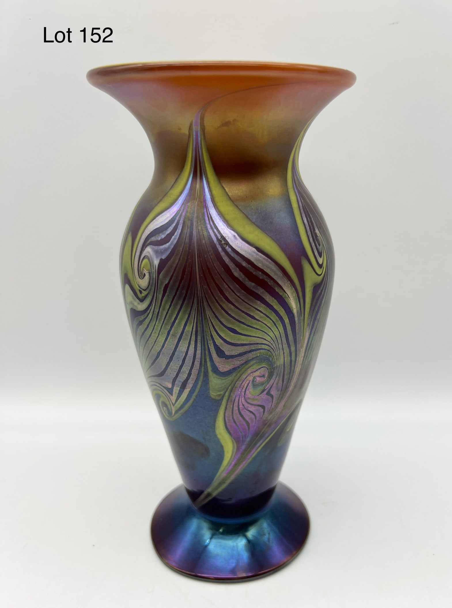 Vintage 1977 Vandermark Art Glass Iridescent Vase (1 of 5)