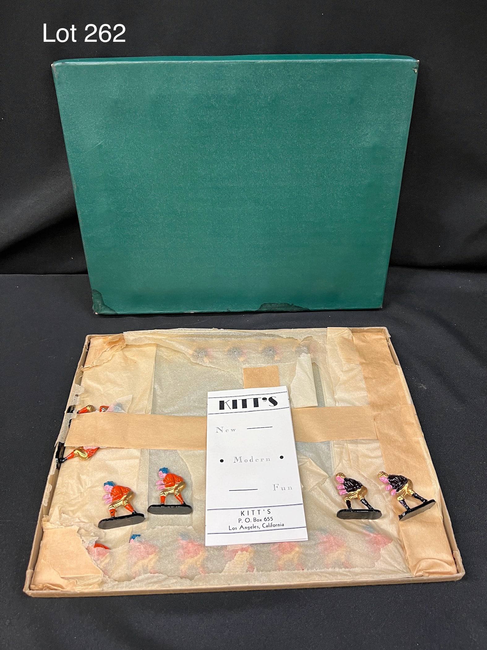 Rare 1936 Kitt's Minnesota Vs Illinois Football Board Game w/ Cast Iron Players (1 of 8)