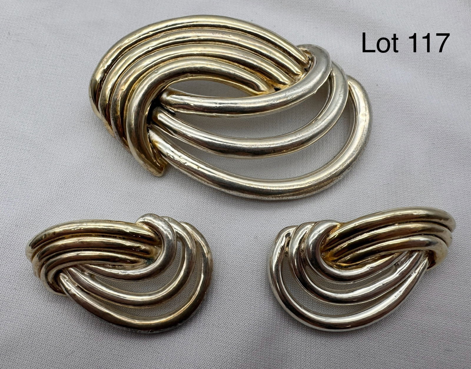 Beautiful Sterling Silver Brooch and Earring Set (1 of 5)